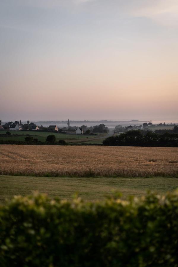 ホテル La Butte Plouider エクステリア 写真